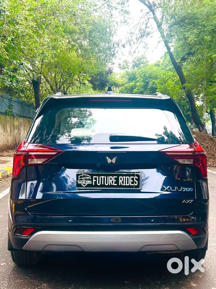 Mahindra Xuv700 2.0 Ax 7 Petrol Mt Str, 2023, Petrol