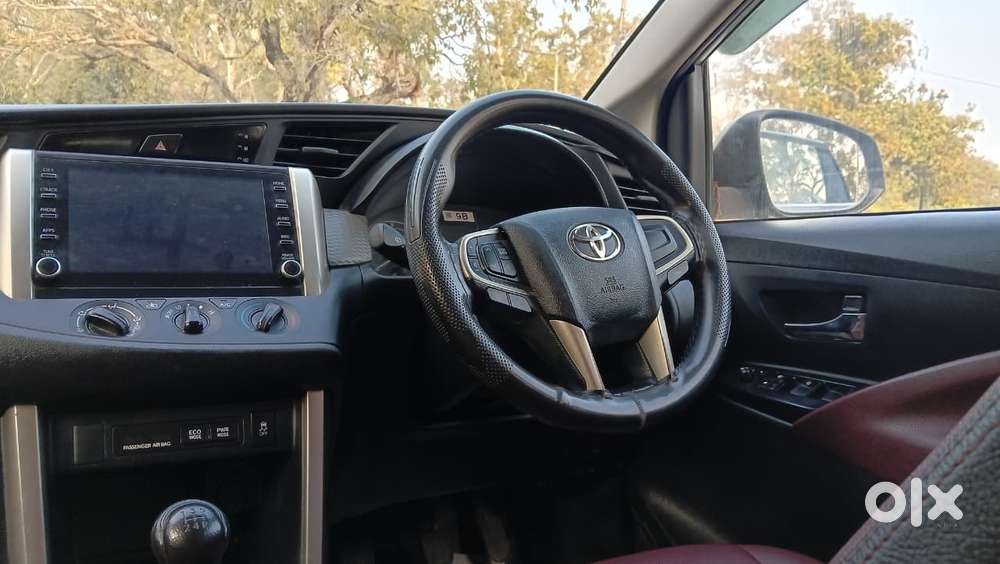 Toyota Innova Crysta 2.4 G Mt 7 Str, 2023, Diesel