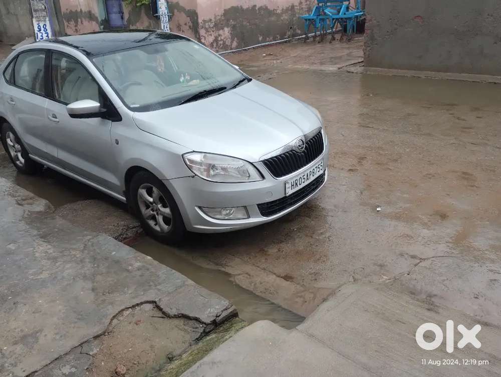 Skoda Rapid Elegance 2015