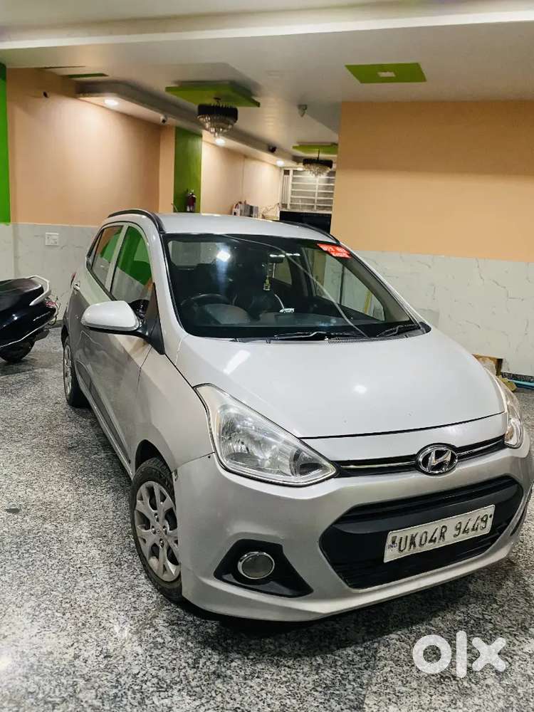 September 2014 Model , 1.2 Sportz Edition , 2nd Owner , 77800 Km Run