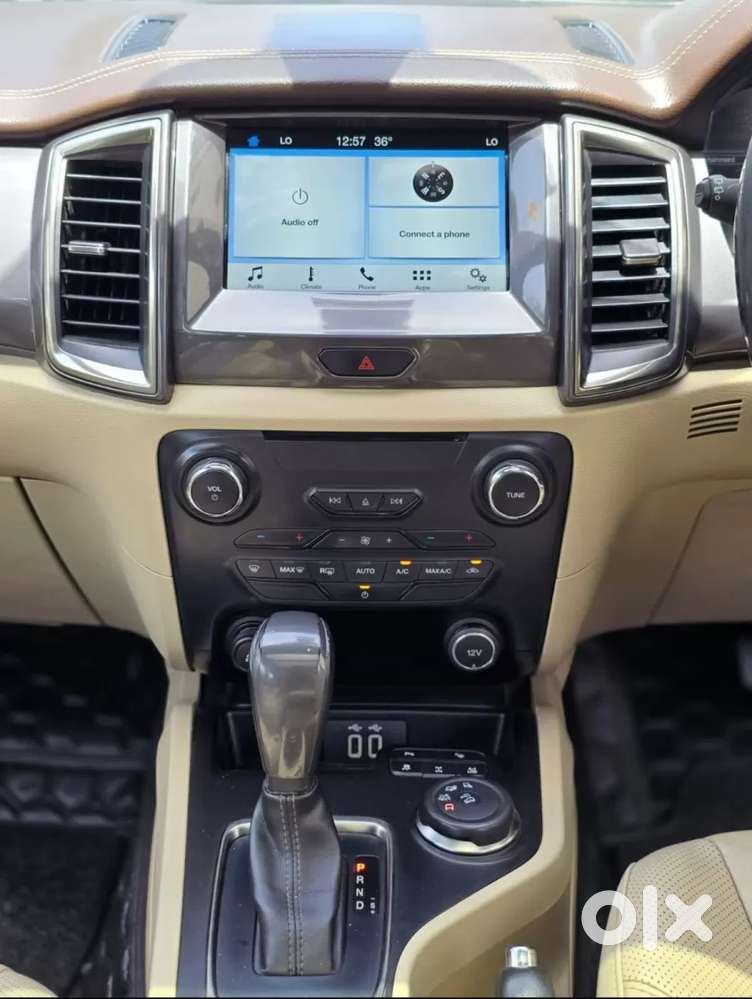 Ford Endeavour 3.2 Titanium At 4x4, 2017, Diesel