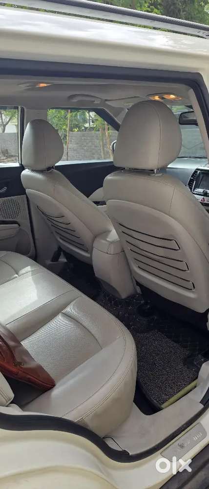 Mahindra Xuv300 2019 Diesel Well Maintained
