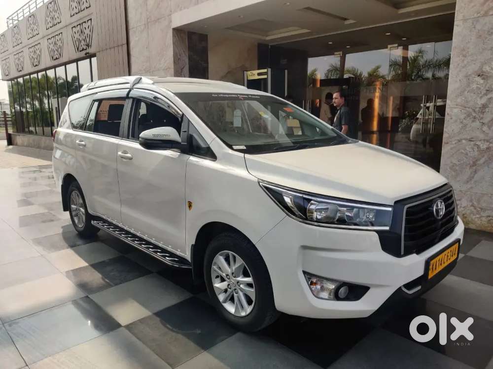Toyota Innova Crysta 2.4 2023