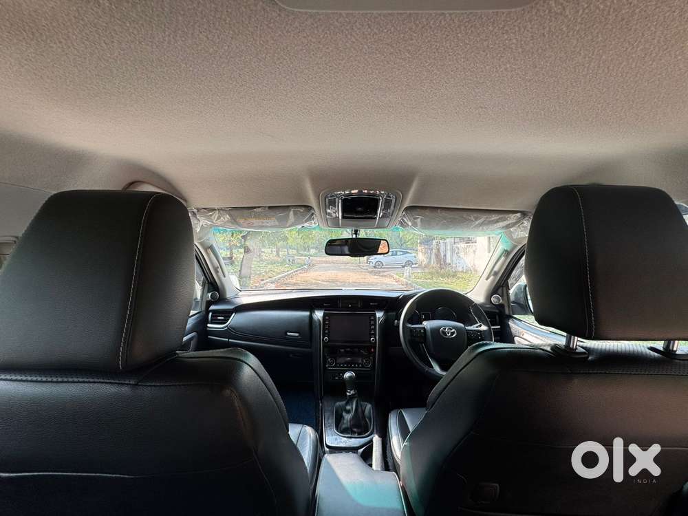 Toyota Fortuner [2021-ongoing] 2.8 2wd Diesel Mt, 2023, Diesel