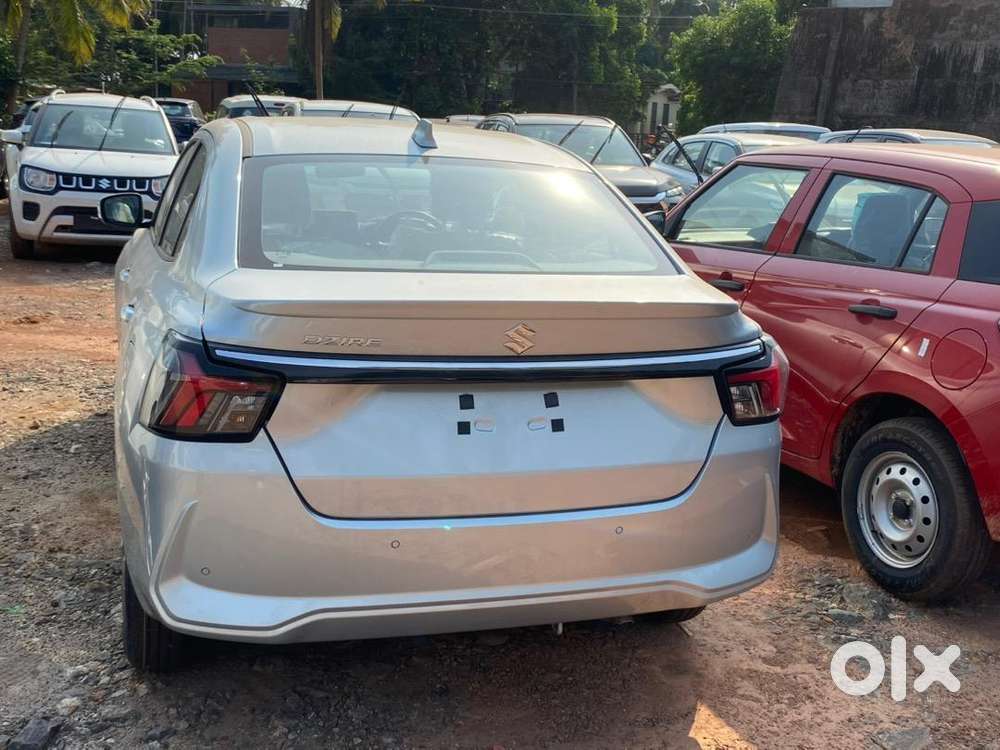 Maruti Suzuki Dzire 2025 Petrol Almost Brand New Top Condition