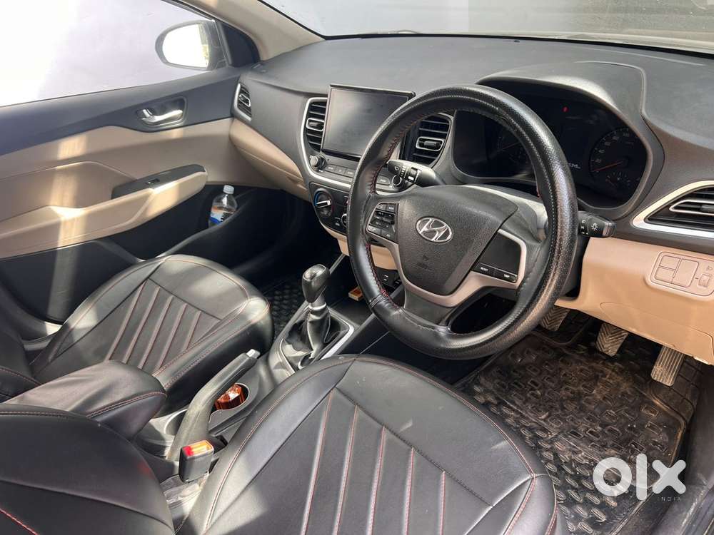 Hyundai Verna 2023 Petrol Without Sunroof