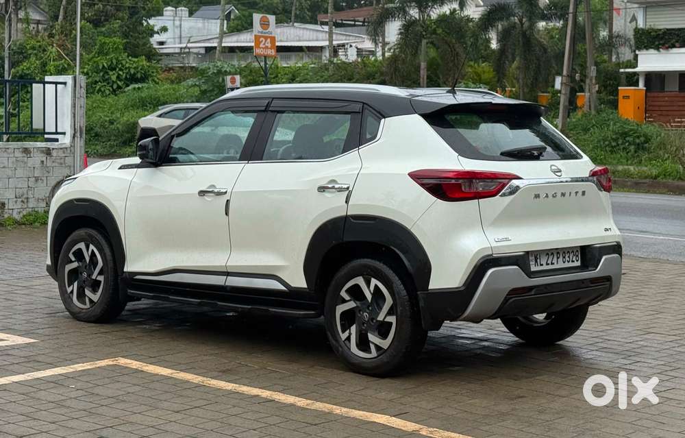 Nissan Magnite 1.0 Xv, 2021, Petrol