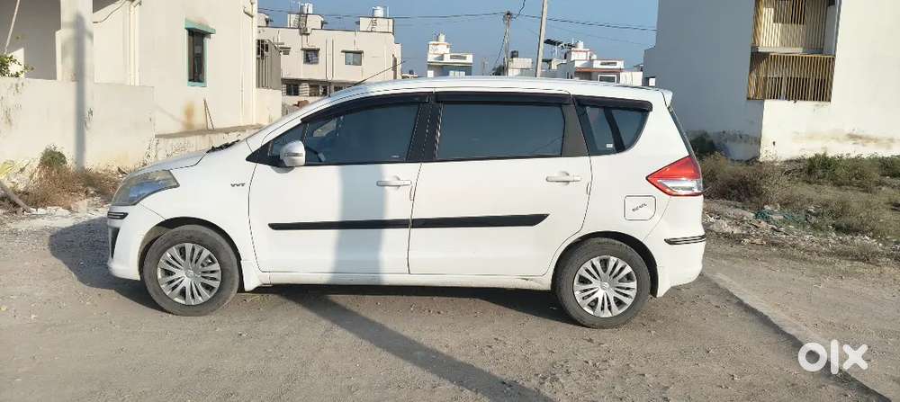 Maruti Suzuki Ertiga 2013 Diesel 166829 Km Driven