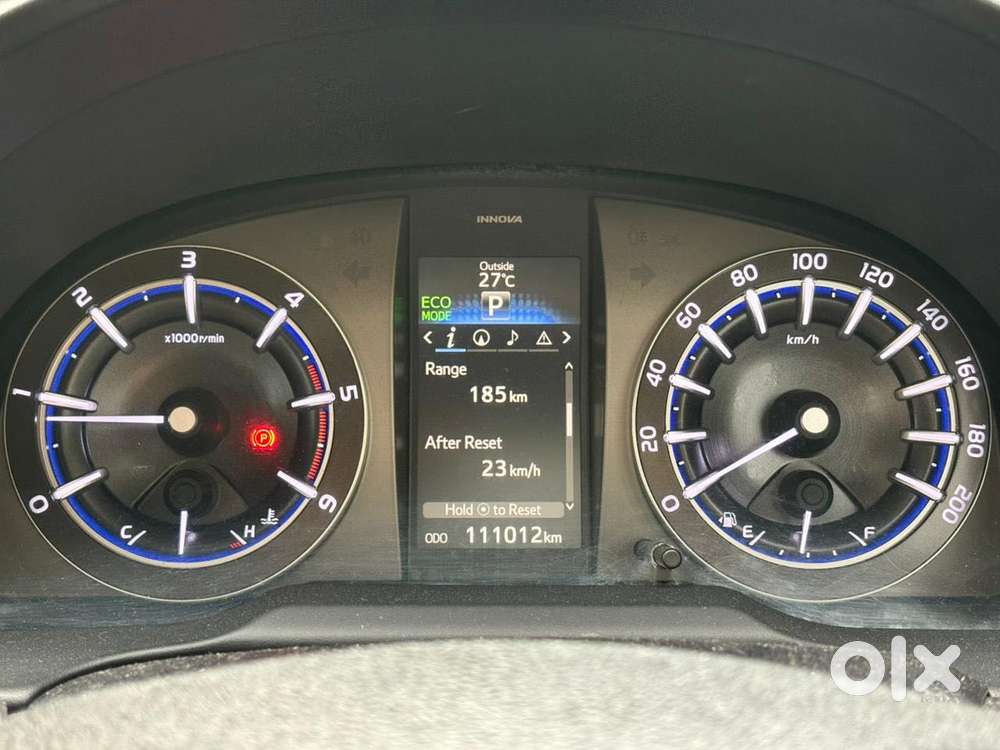 Toyota Innova Crysta 2.8z Automatic, 2016, Diesel