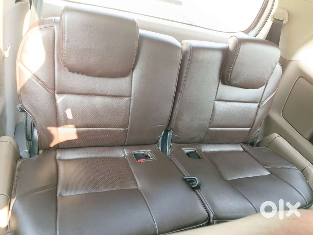 Toyota Innova 2.5 G (diesel) 8 Seater Bs Iv, 2016, Diesel