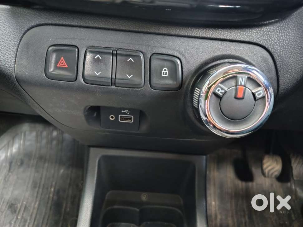 Renault Kwid 1.0 Rxt Amt, 2019, Petrol
