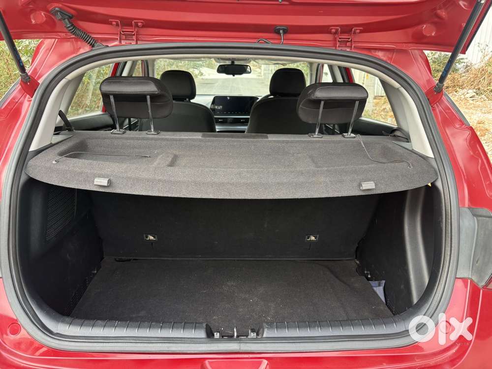 Hyundai I20 Asta (o) 1.2 Mt, 2021, Petrol