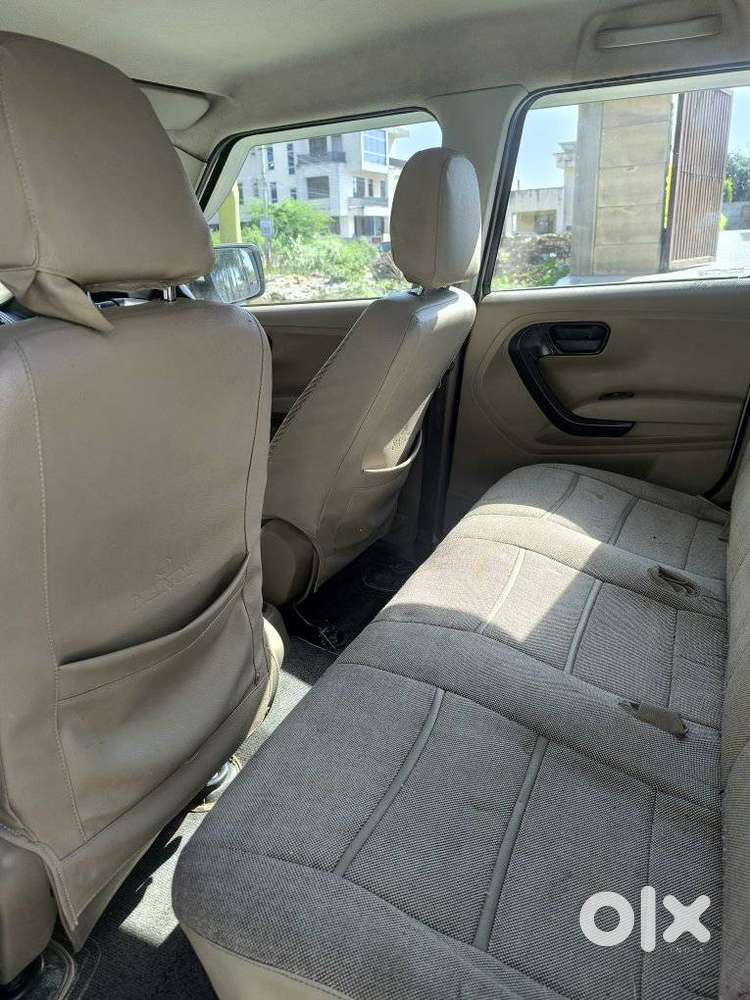 Mahindra Tuv 300 T6 Plus, 2017, Diesel