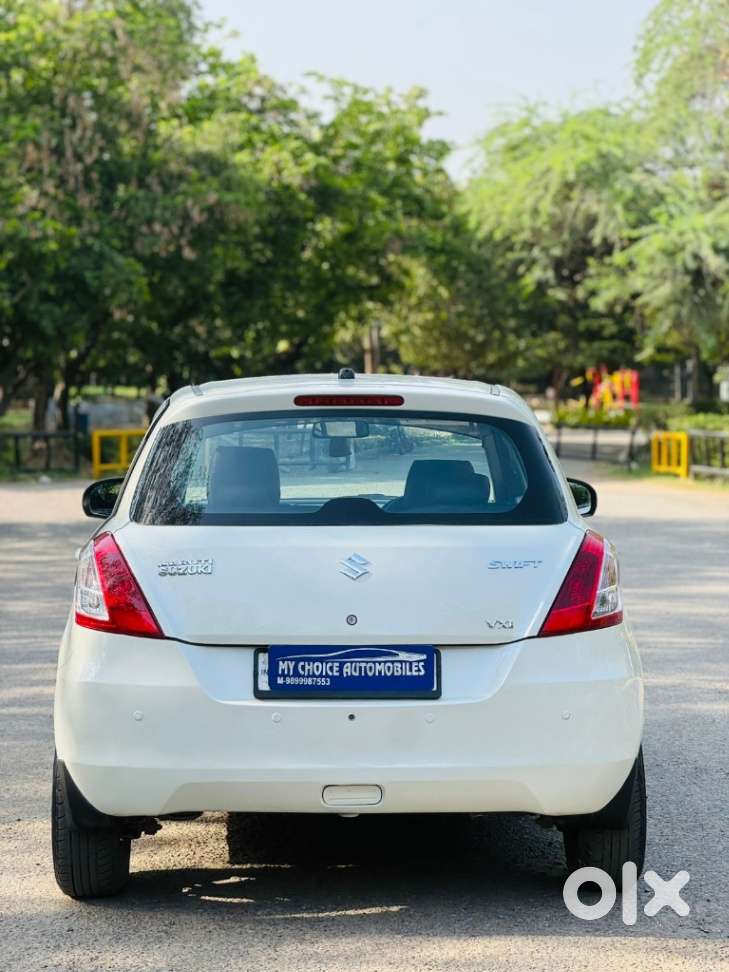 Maruti Suzuki Swift Lxi Optional-o, 2017, Cng & Hybrids