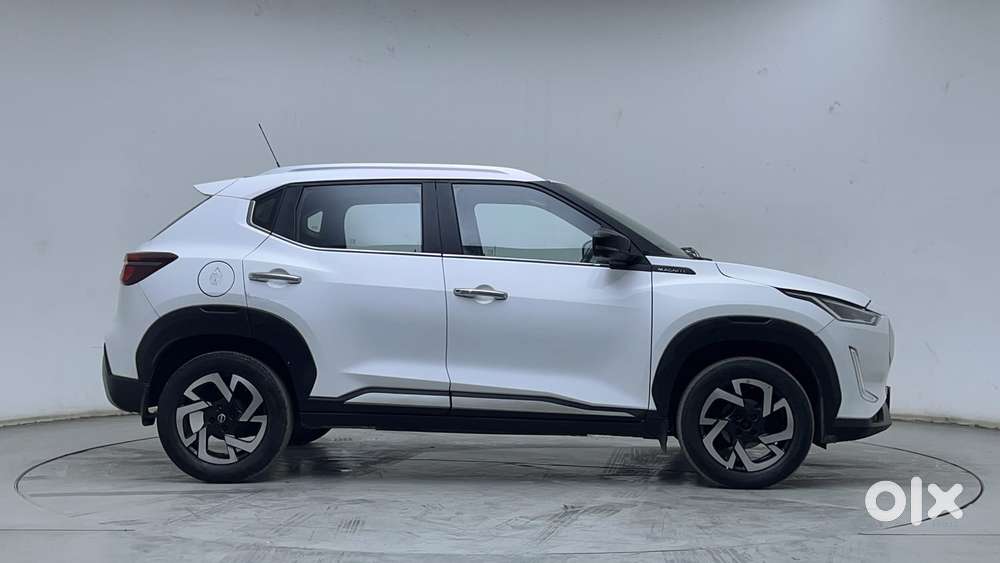 Nissan Magnite 1.0 Xv Premium Turbo Cvt, 2022, Petrol
