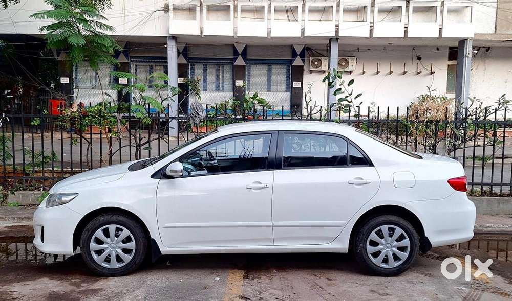 Toyota Corolla Altis 2010-2013 Diesel D4dj, 2012, Diesel