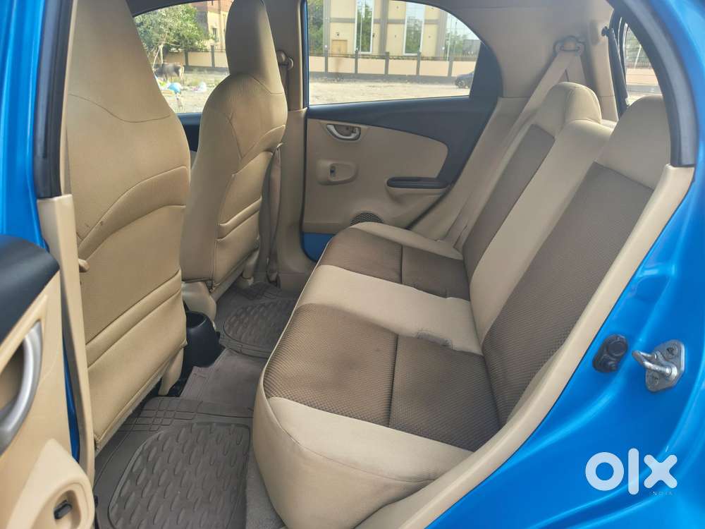 Honda Brio 2011-2013 V Mt, 2014, Petrol
