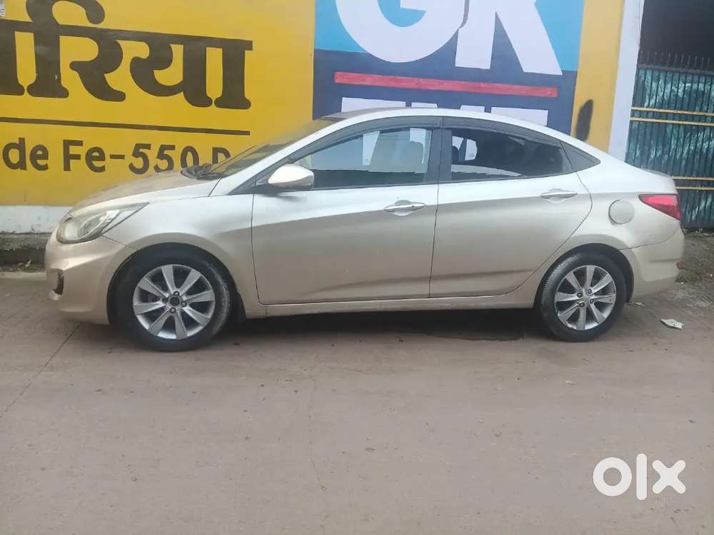 Hyundai Verna Petrol 2011