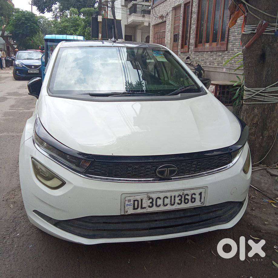 Tata Altroz 1.2 Xe, 2021, Petrol