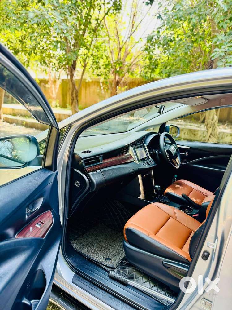 Toyota Innova Crysta 2.7 Gx At 8s, 2020, Diesel