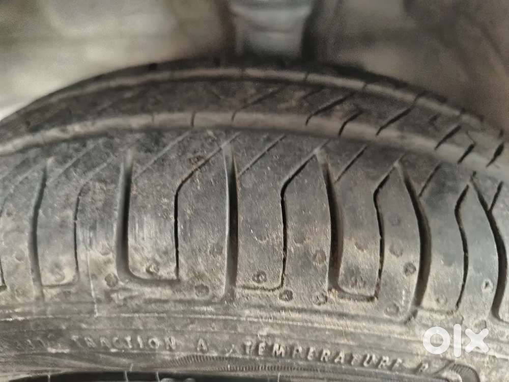 Doosri Car Leni H
