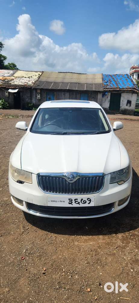 Skoda Superb 2012 Odometer 100000