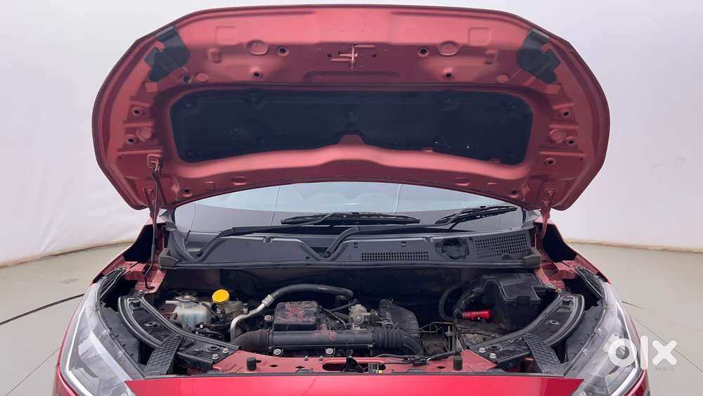 Nissan Magnite 1.0 Xv Dual Tone, 2023, Petrol