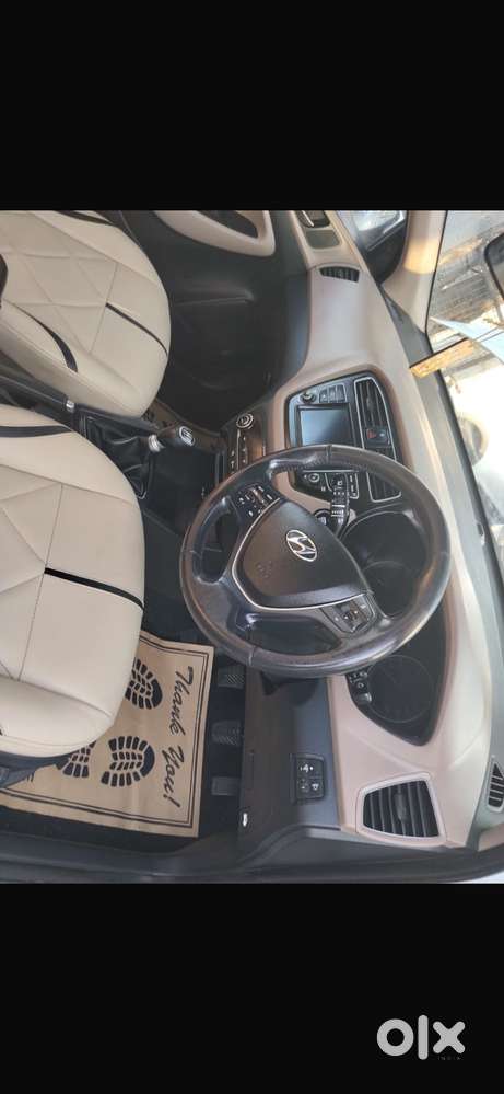 Hyundai I20 Petrol Asta Option, 2018, Petrol