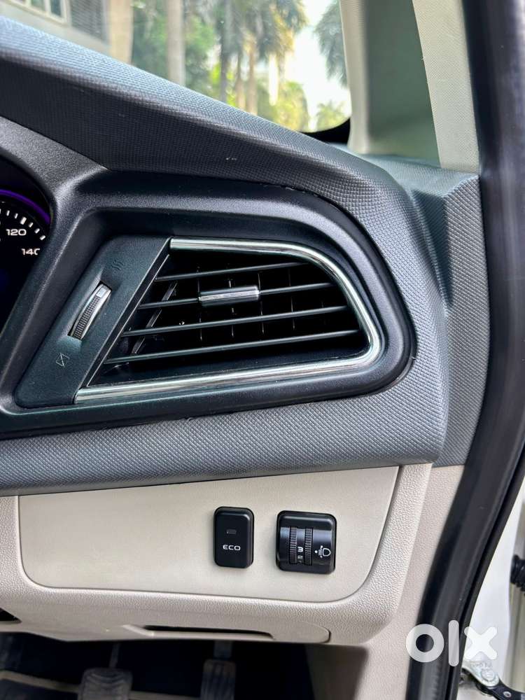 Mahindra Marazzo M6 8str, 2020, Diesel