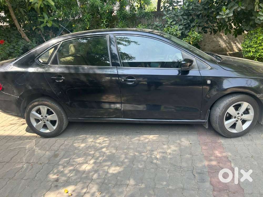 Skoda Rapid 2015 Diesel At Dsg Well Maintained