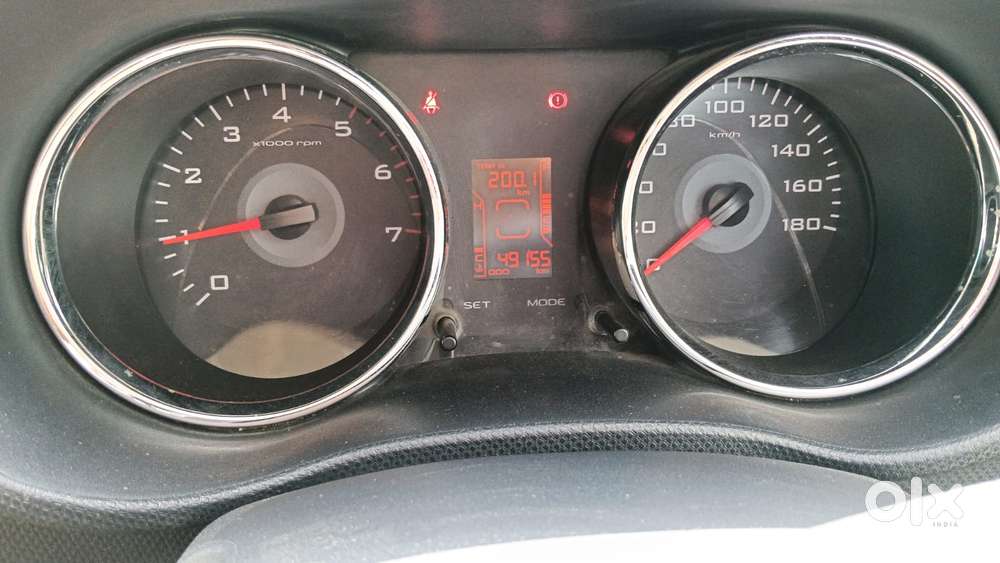 Mahindra Tuv 300 Mhawk100 T8, 2017, Diesel