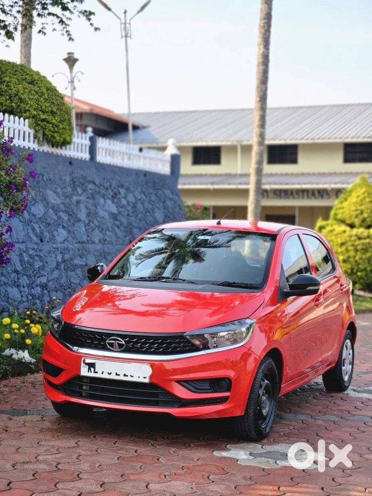 Tata Tiago 1.05 Revotorq Xt, 2022, Petrol