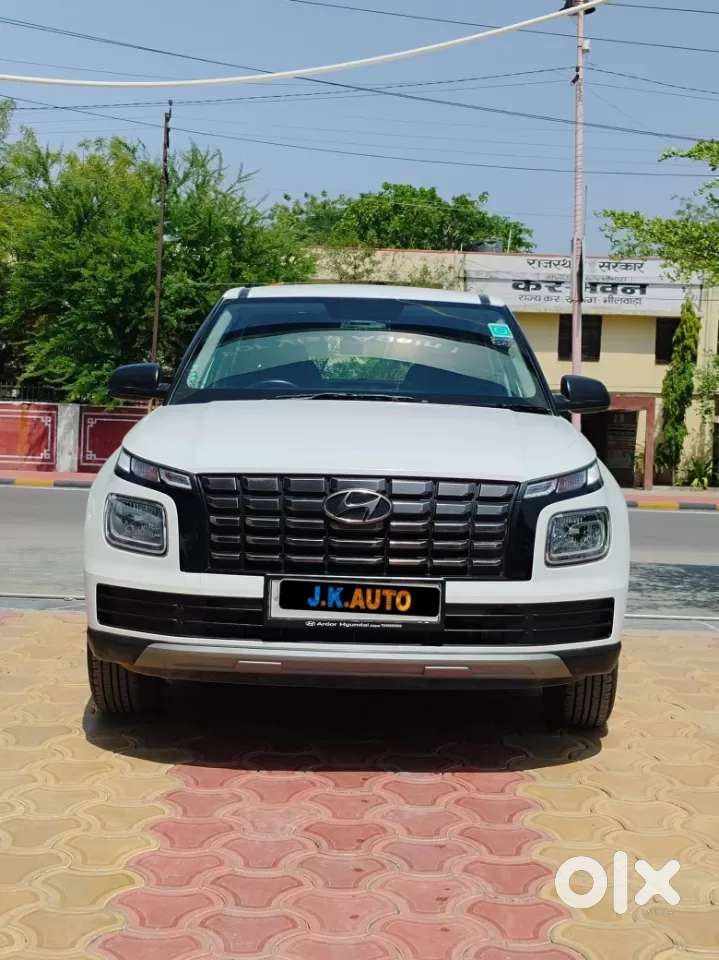 Hyundai Venue E 1.2 Petrol, 2022, Petrol