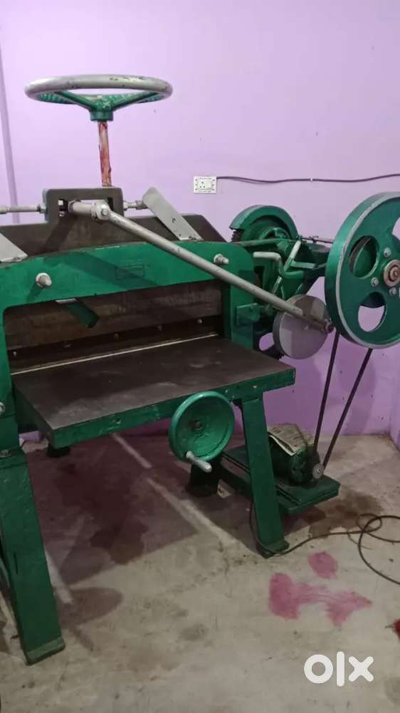NATARAJ 32 CUTTING MACHINE + PERFERRATION MACHINE QUICK SALE.