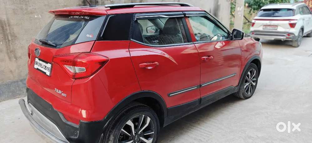 Top End Model Xuv 300 Diesel Patna No 1st Owner