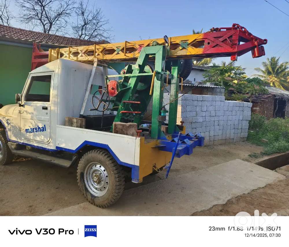Motor Lifting Jeep
