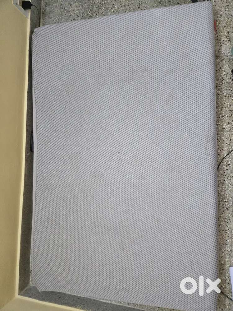 Wakefit  Orthopedic Mattress(1 year 11 months old)under warranty