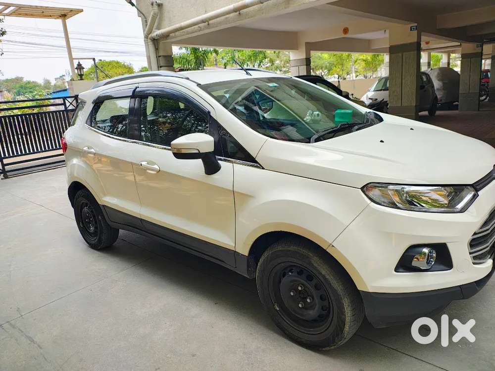 Ford Ecosport 2015 Petrol Well Maintained And Less Used