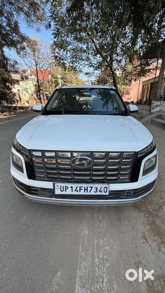 Hyundai Venue 2022 Petrol Good Condition