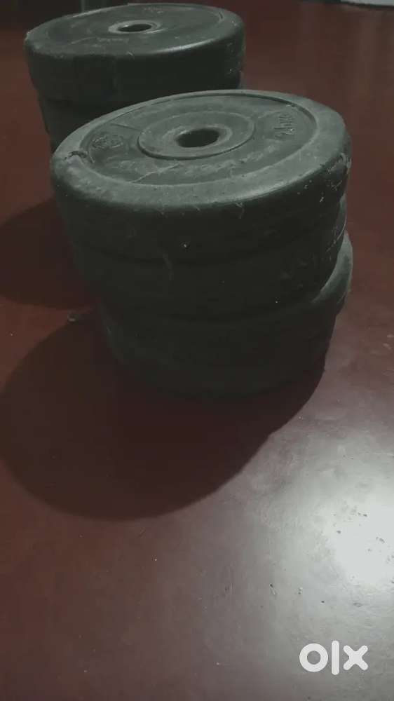 Used gym equipment sets-plates,dumbell rod and curl rod