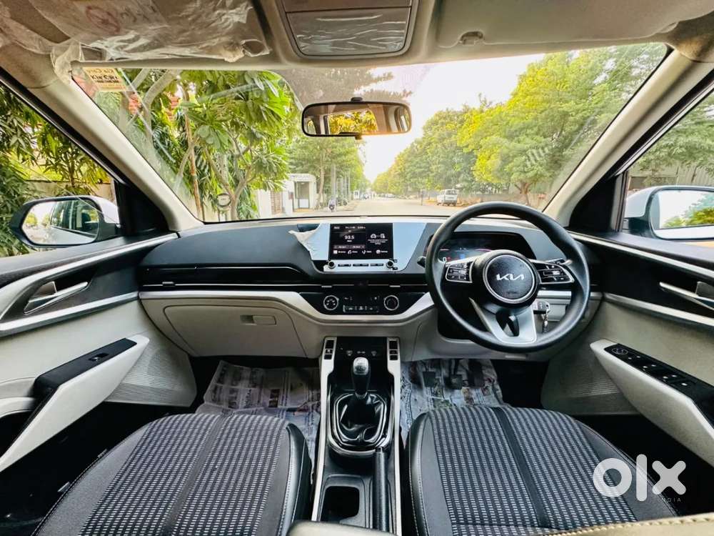 Kia Carens 1.5 Prestige 7 Str, 2024, Petrol