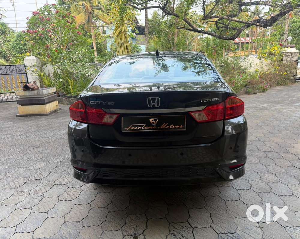 Honda City 2011-2013 1.5 V At Sunroof, 2017, Diesel