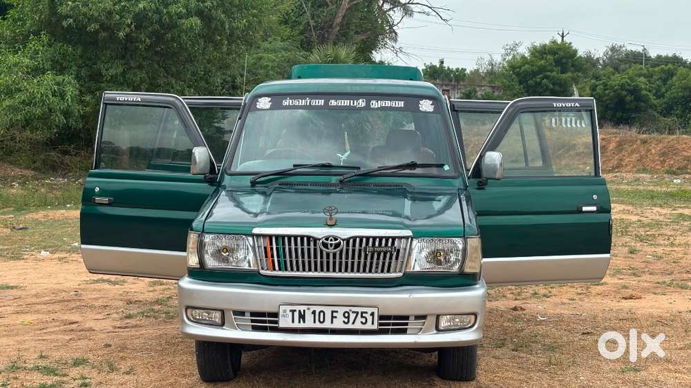 Toyota Qualis Fs F2 2003