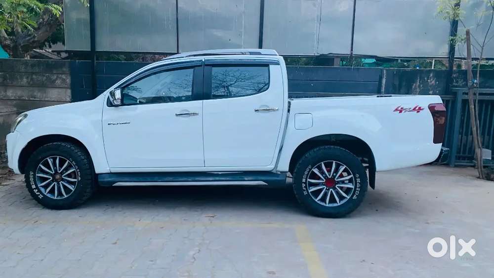 Isuzu V-cross 2020 Camper