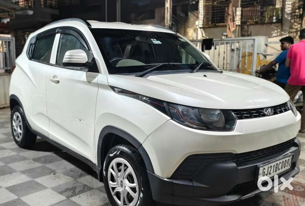 Mahindra Kuv 100 2016 Petrol