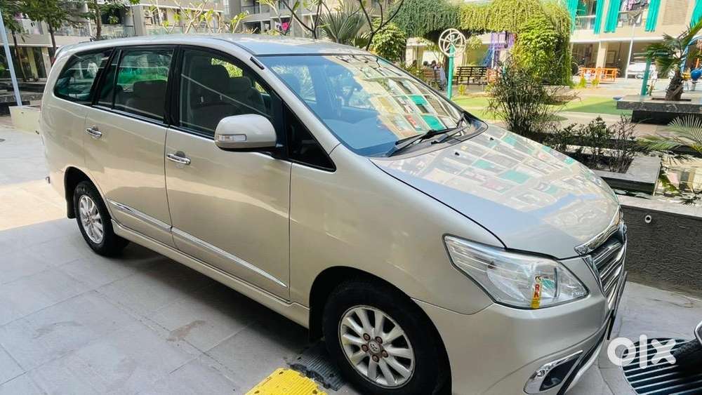 Toyota Innova 2014 Diesel Well Maintained
