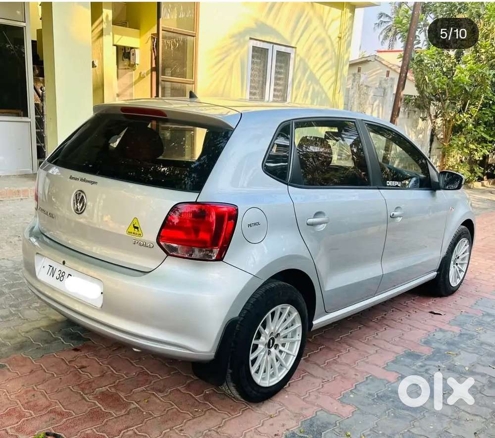 Volkswagen Polo 2011 Petrol 32000 Km Driven
