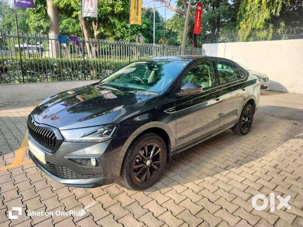 Skoda Slavia Sportline 1.0l Tsi Mt, 2025, Petrol