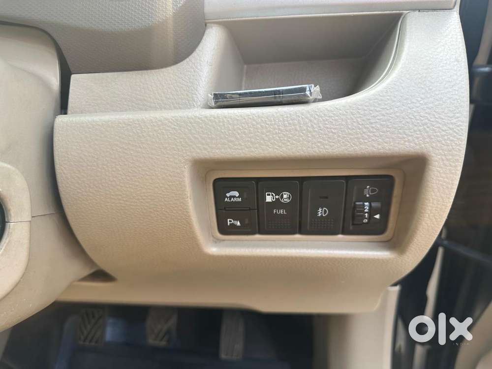 Maruti Suzuki Ertiga Vxi Cng, 2017, Cng & Hybrids