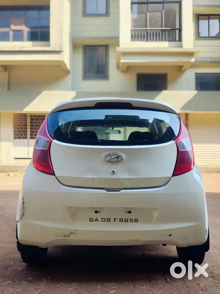Hyundai Eon 2011 Petrol Well Maintained